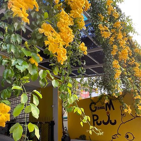 Gumpuju คำปู้จู้ Hotell Chiang Mai Exteriör bild