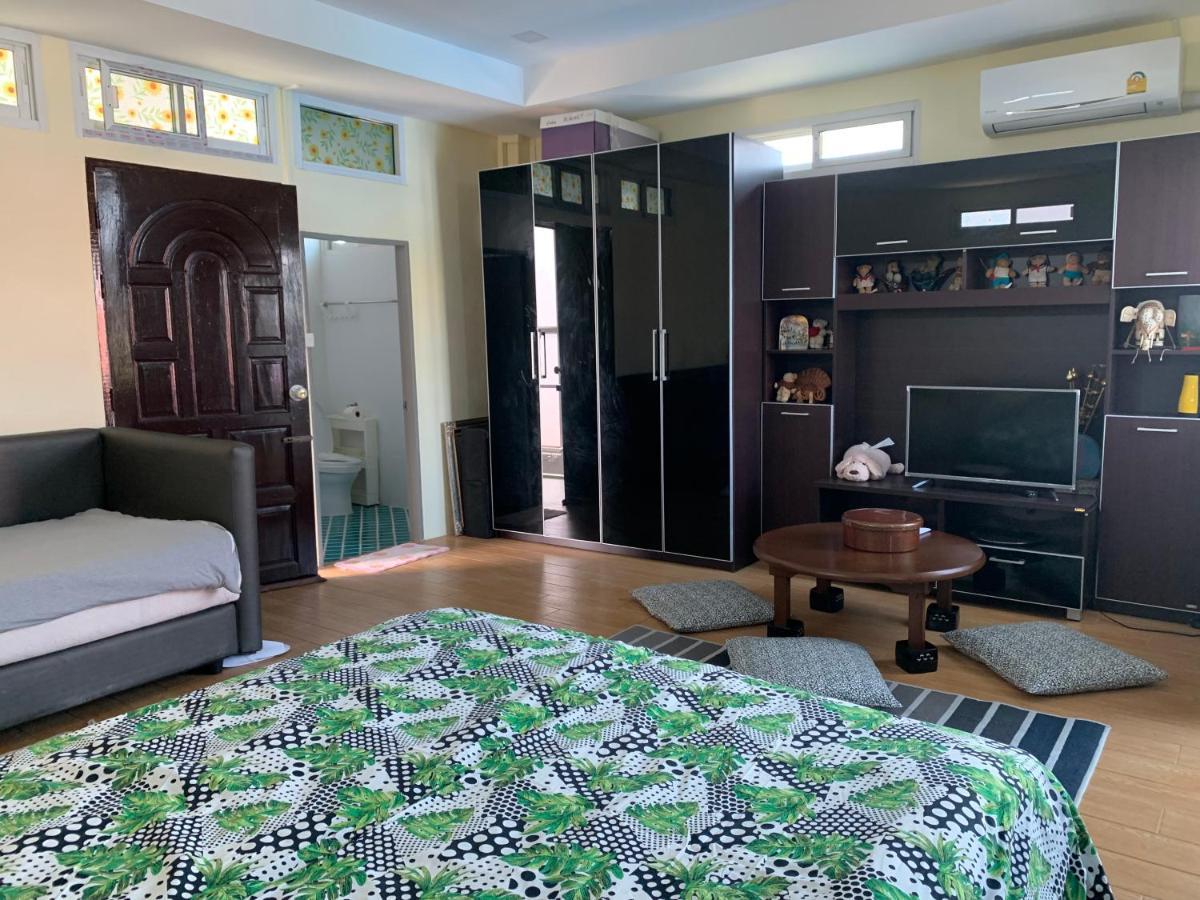 Gumpuju คำปู้จู้ Hotell Chiang Mai Exteriör bild